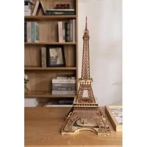 Night Ot The Eiffel Tower