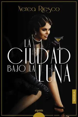 La Ciudad Bajo la Luna
