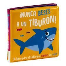 NUNCA BESES UN TIBURON